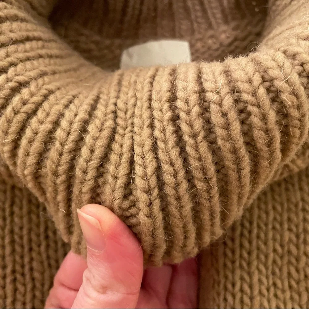 Babaa jumper no17 in Arcilla, Like New - Picture 8 of 11